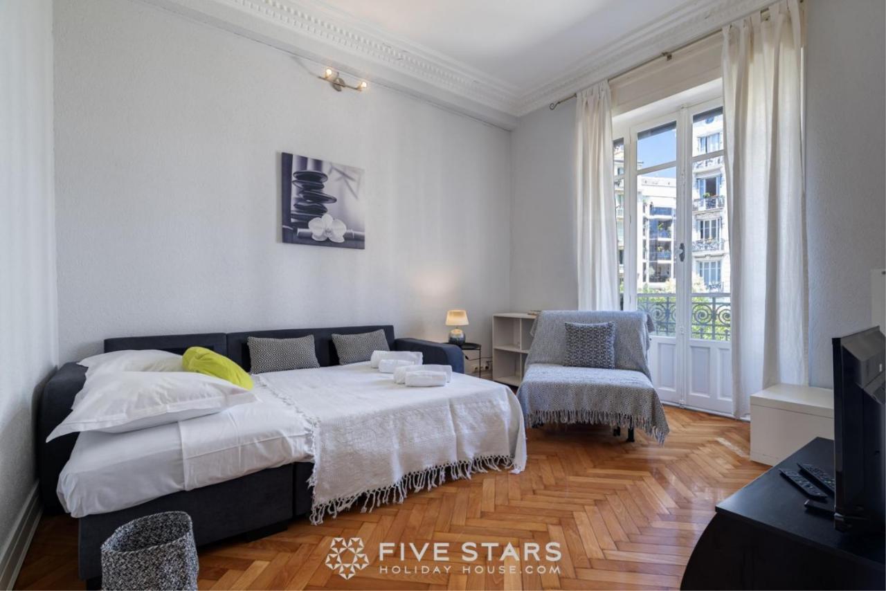 Studio 53 Five Stars Holiday House Appartamento *